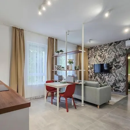 Green Home *